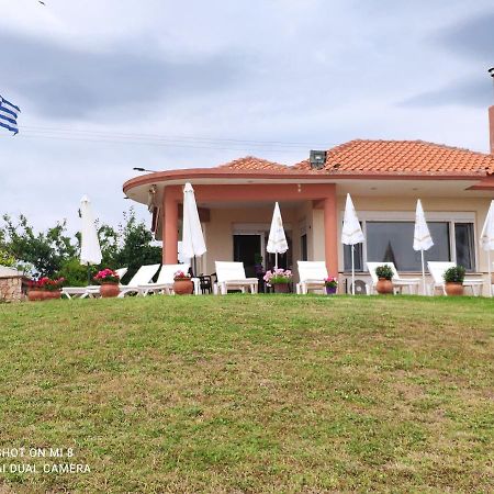 Maronia Villa ภายนอก รูปภาพ