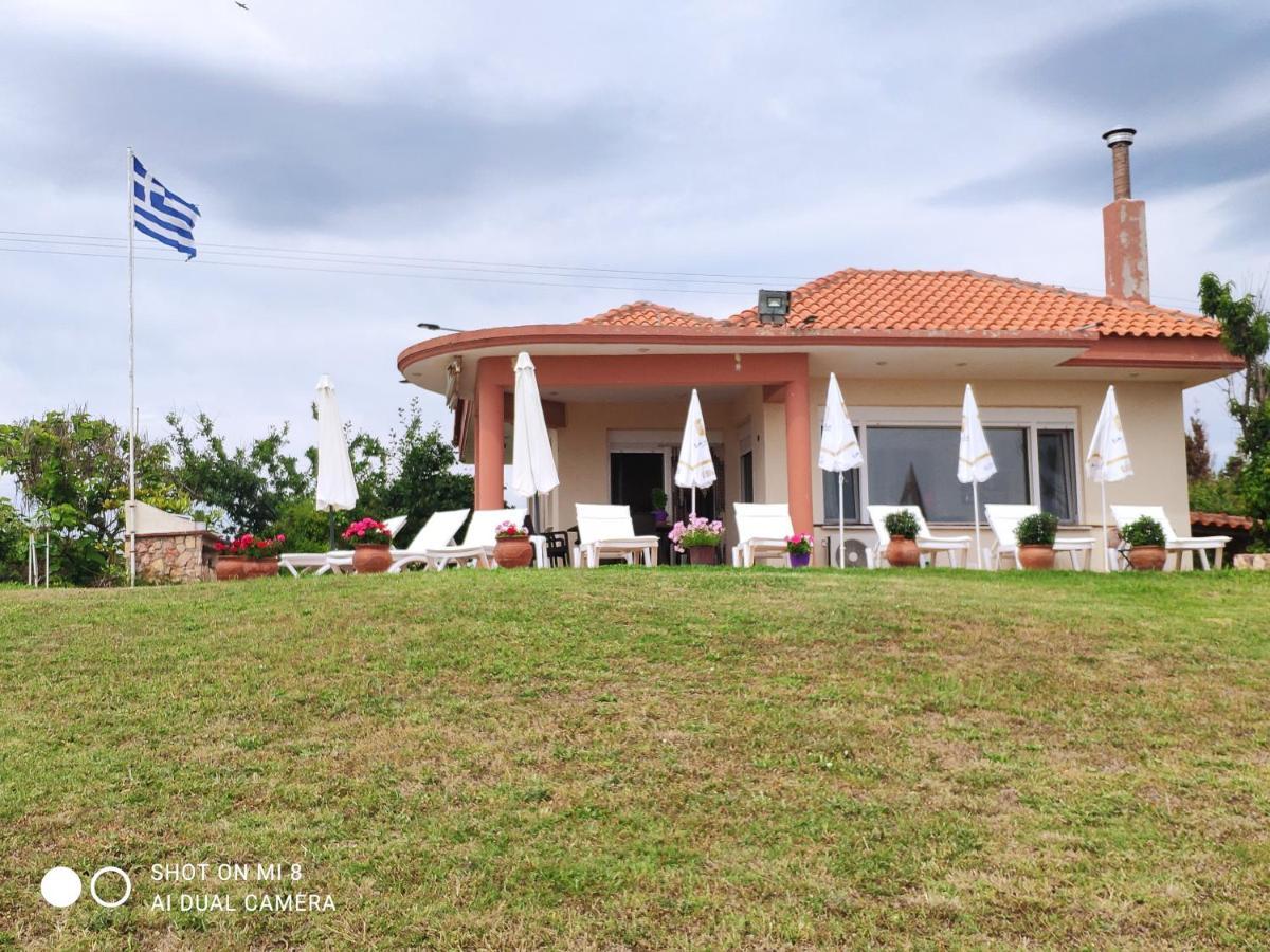 Maronia Villa ภายนอก รูปภาพ